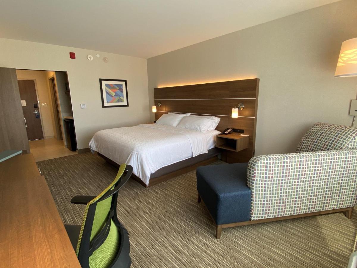 Holiday Inn Express & Suites - Aurora By Ihg Exteriör bild