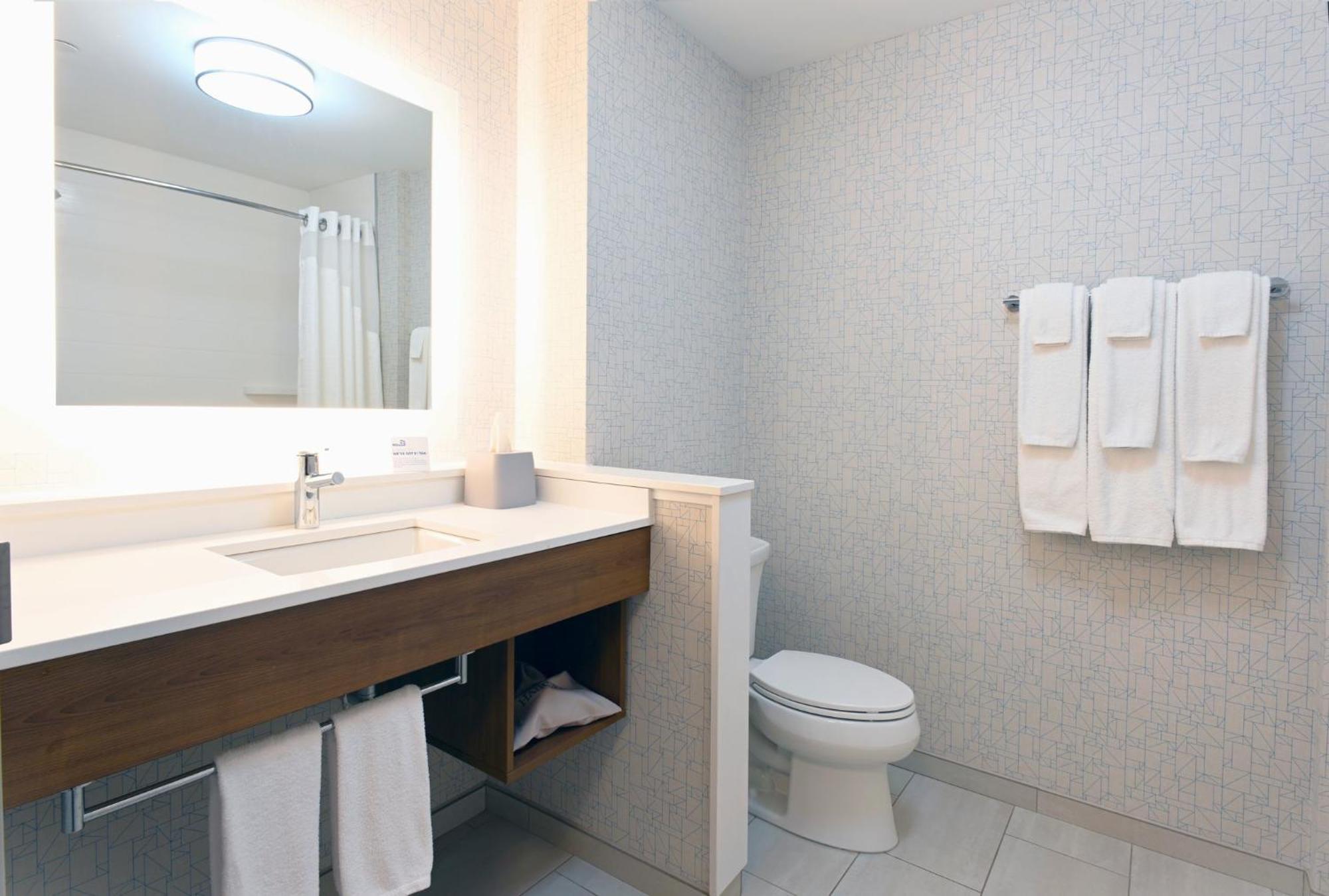 Holiday Inn Express & Suites - Aurora By Ihg Exteriör bild