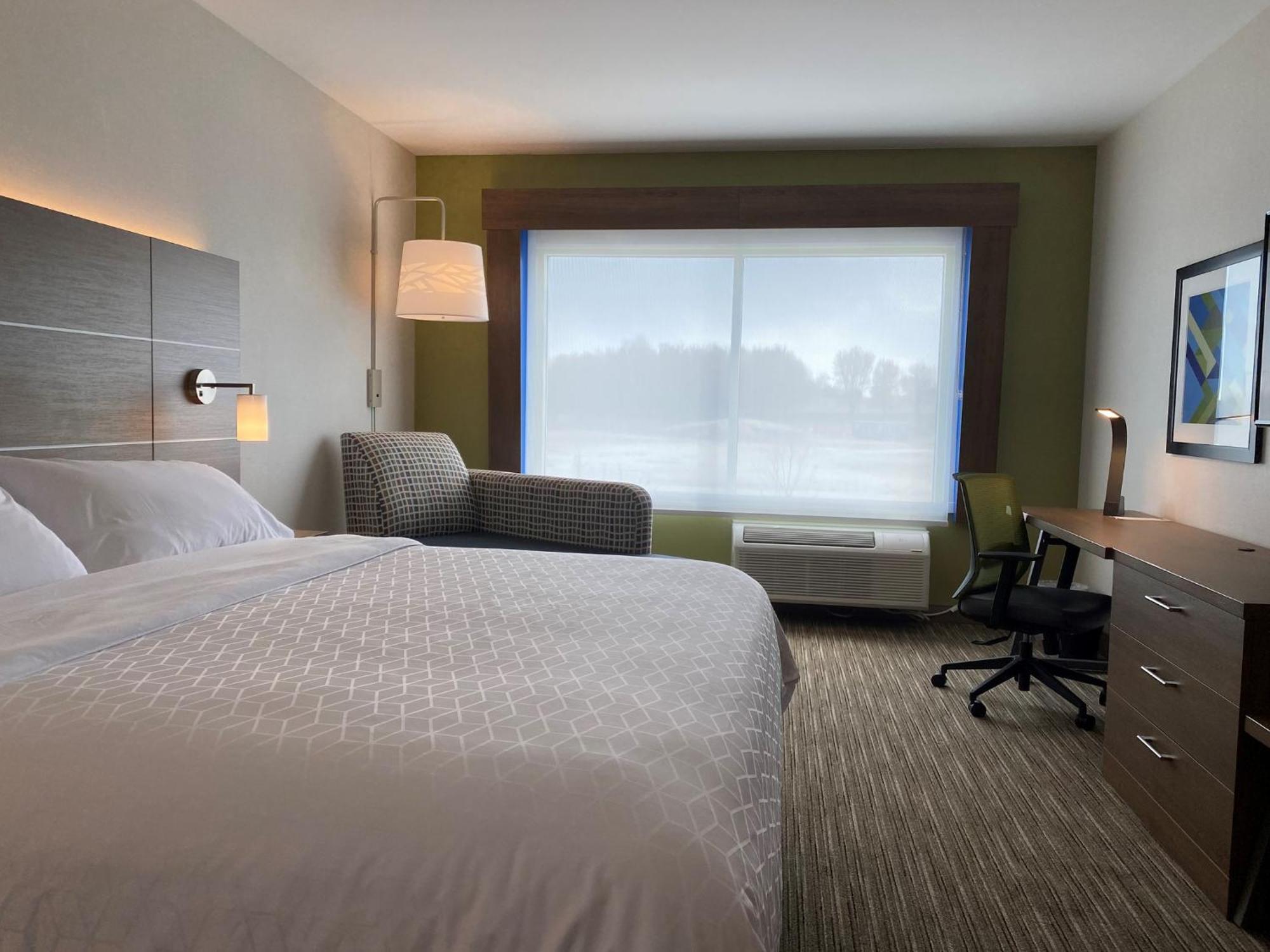 Holiday Inn Express & Suites - Aurora By Ihg Exteriör bild