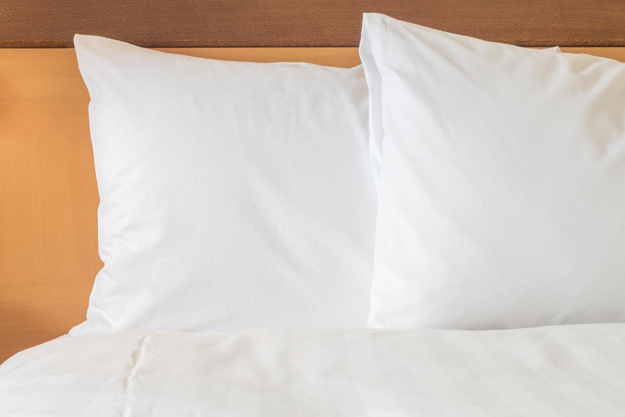 Holiday Inn Express & Suites - Aurora By Ihg Exteriör bild